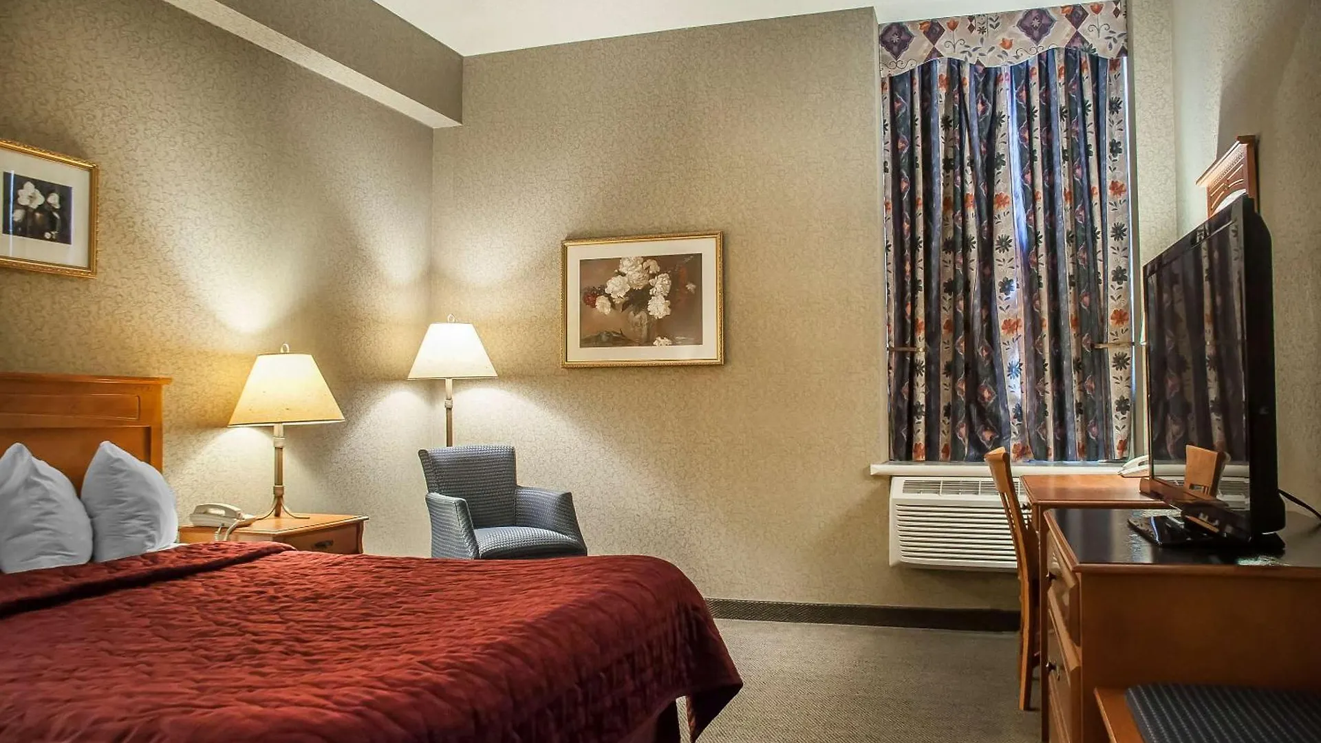 Comfort Inn Lundy'S Lane Niagara Falls 3*,